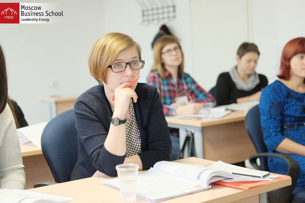 Финансовый аналитик. Руководитель ФАС. Автор: Л. Плотницкая Финансовый аналитик. Руководитель ФАС. Автор: Л. Плотницкая
