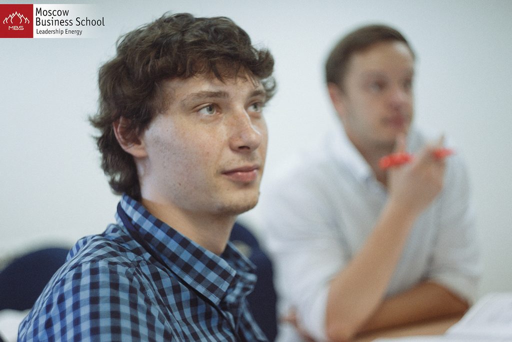 Финансовый аналитик. Руководитель ФАС. Автор: Л. Плотницкая Финансовый аналитик. Руководитель ФАС. Автор: Л. Плотницкая