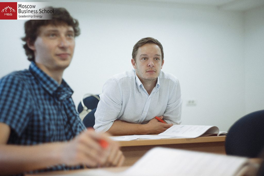 Финансовый аналитик. Руководитель ФАС. Автор: Л. Плотницкая Финансовый аналитик. Руководитель ФАС. Автор: Л. Плотницкая