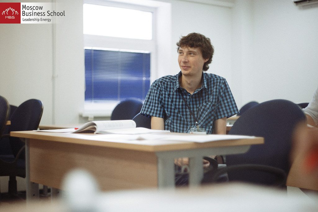 Финансовый аналитик. Руководитель ФАС. Автор: Л. Плотницкая Финансовый аналитик. Руководитель ФАС. Автор: Л. Плотницкая